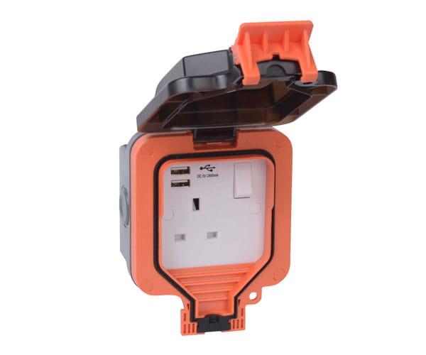 Weather Proof 1G 13A Switched Socket with with Dual USB-A Charger