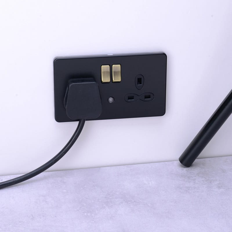 Slimline Screwless 13 AMP 2G Switched Socket Outlet with Night Light