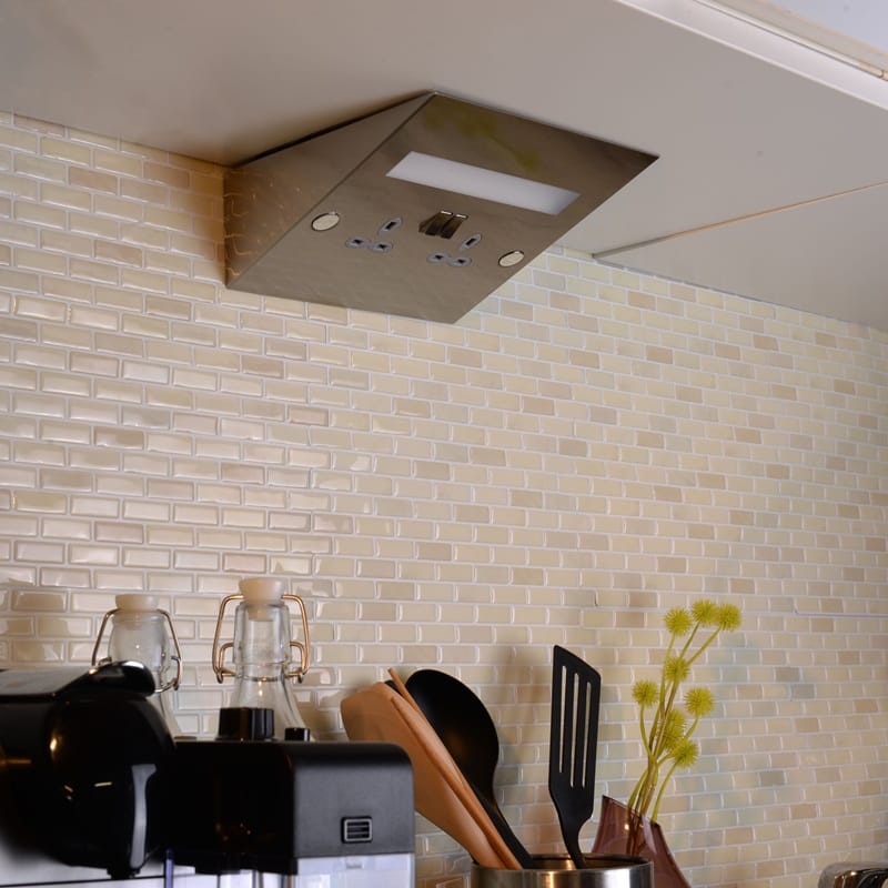 Power Station (Under Cabinet) with BS Socket and LED Light