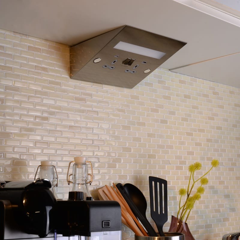 USB Power Station (Under Cabinet) with BS Socket, Dual USB-A&C Quick charger and LED Light